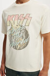 KISS Box Fit Music T-Shirt, LCN BRA CREAMPUFF / KISS - ROCKS THE WORLD - alternate image 4